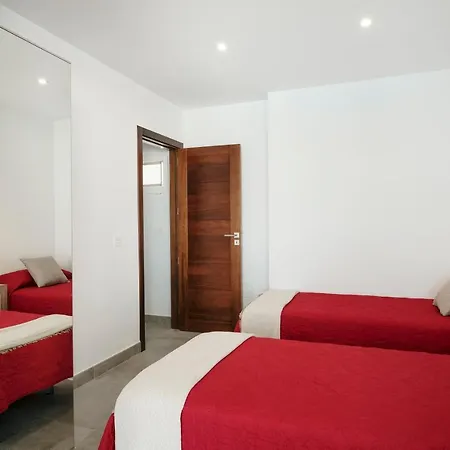 Causel - Luxury With Hot Tub Villa *
